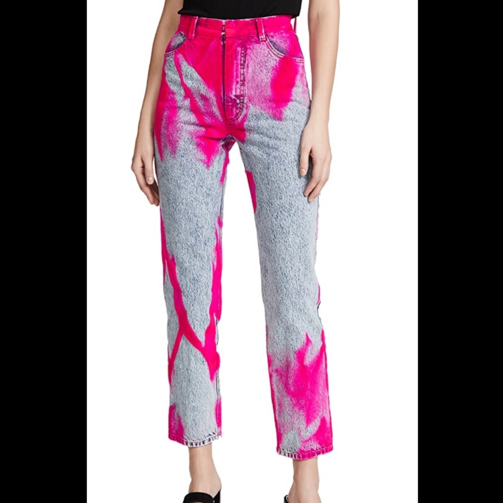 Ksenia Schnaider denim mom jean with pink flock